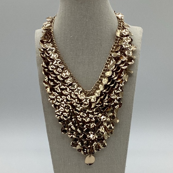 Source Unknown Jewelry - 2171. Multi Gold Disc Cascading V-Formation Collar Necklace EUC